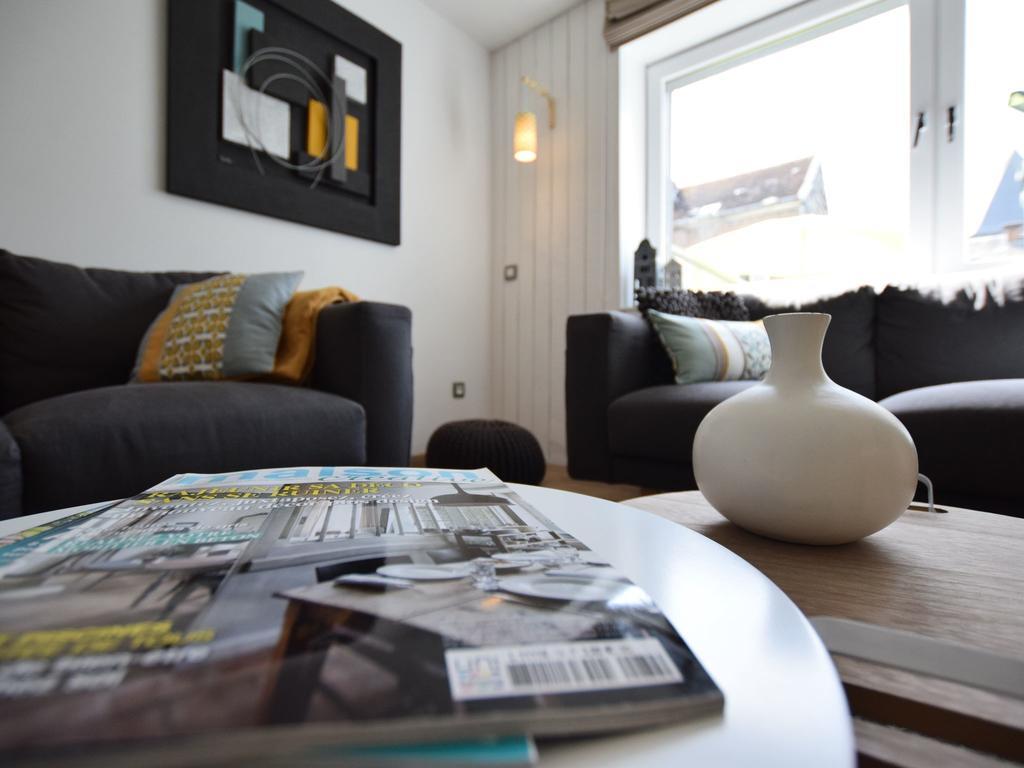 Modern Holiday Home In Bastogne With Fenced Garden Exteriör bild