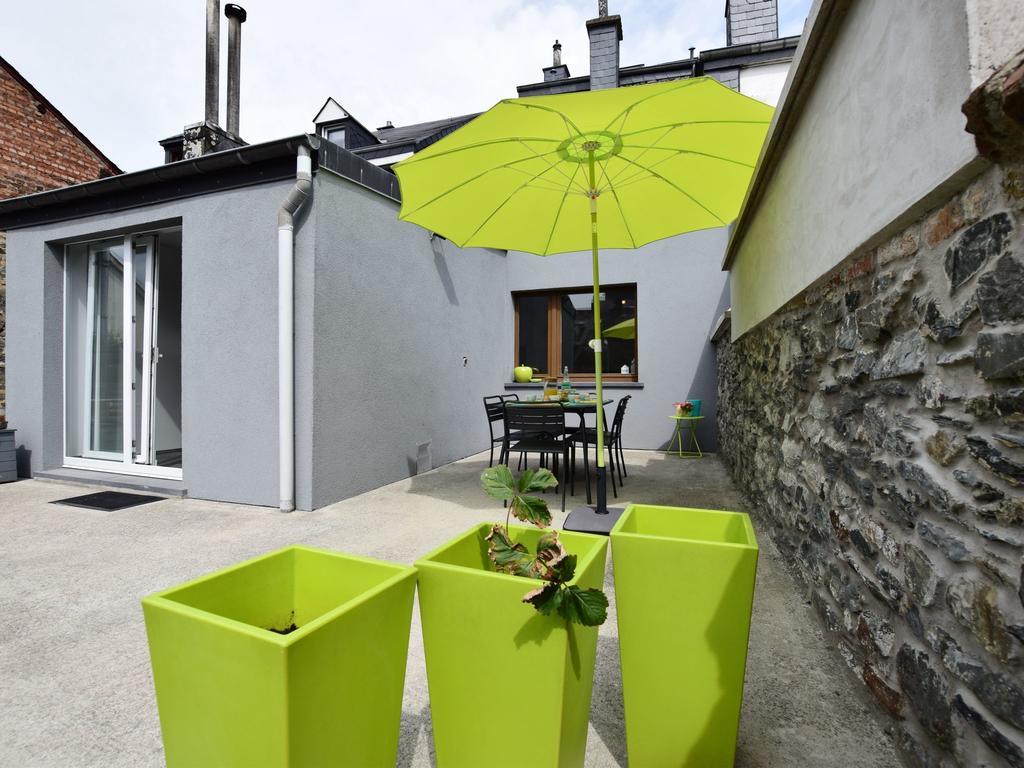 Modern Holiday Home In Bastogne With Fenced Garden Exteriör bild